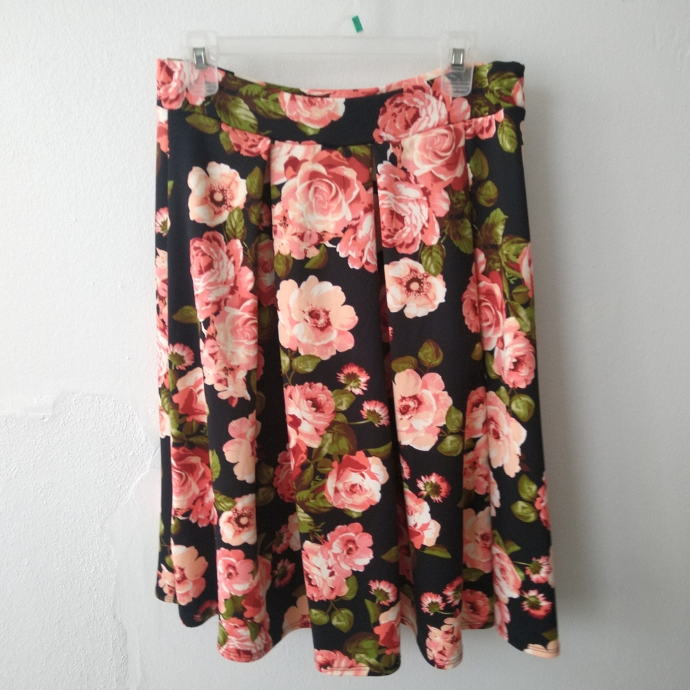 Rose Print Floral Midi skirt